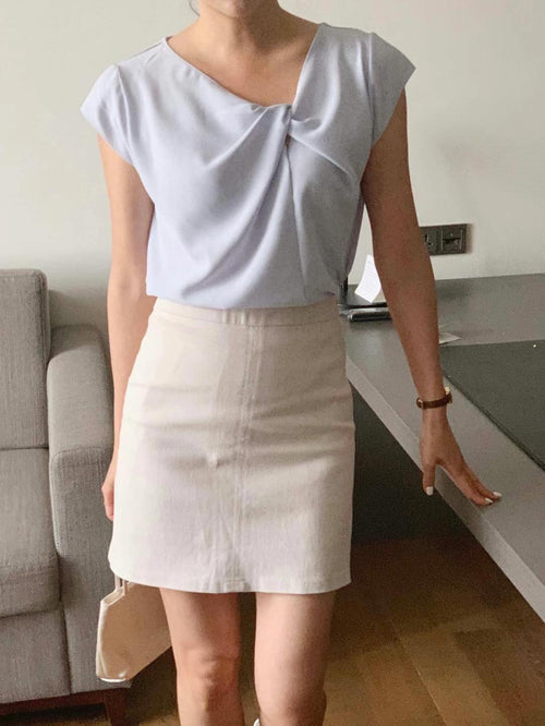 純色寬肩扭結背心