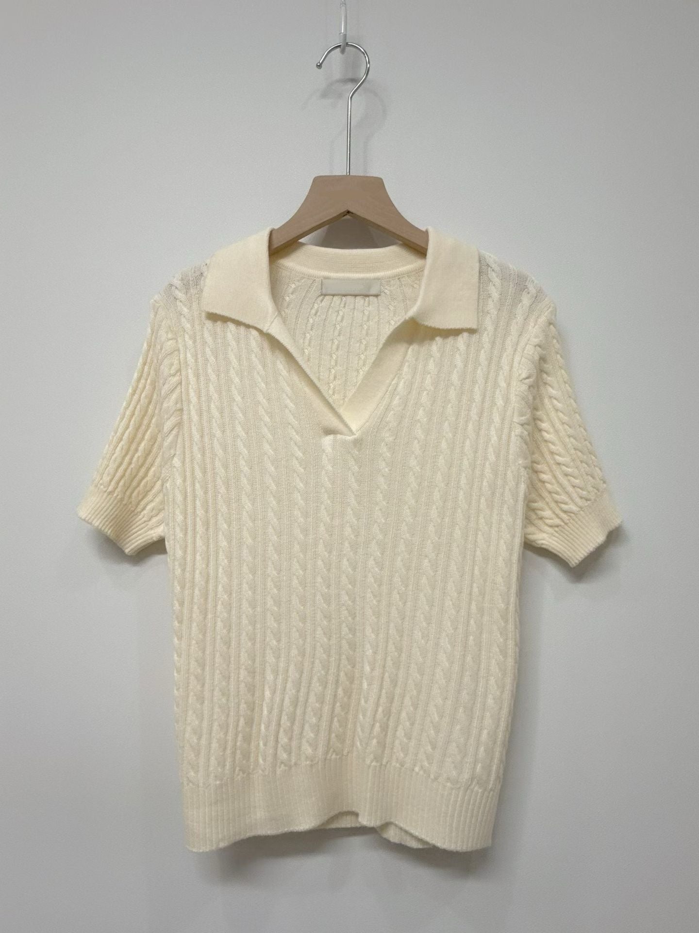 奶油麻花短袖上衣