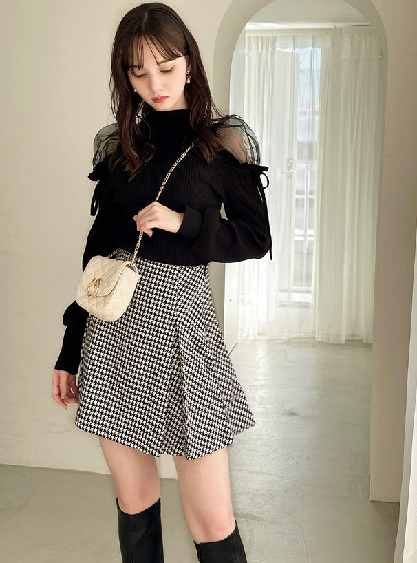 Tulle Shoulder Knit Top