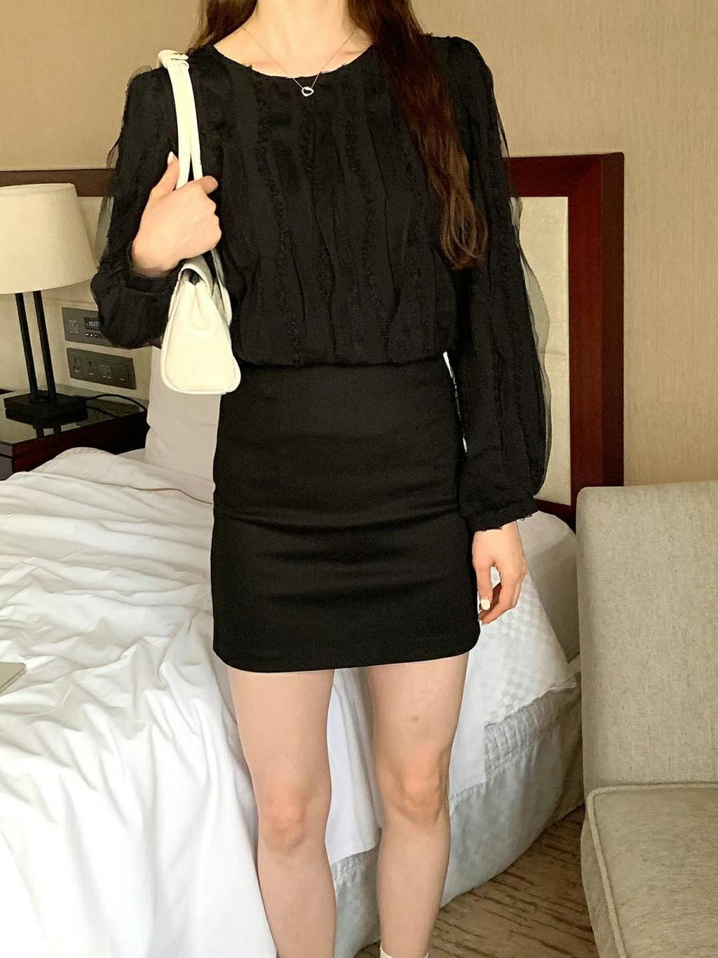 Simple lace solid color top