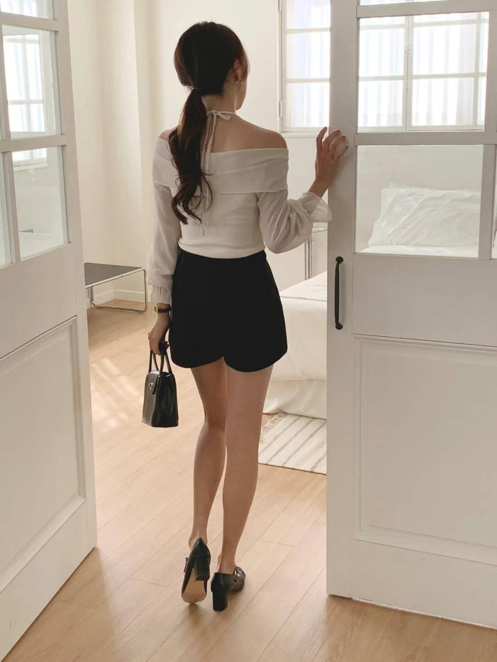 2-way sheer long-sleeved top