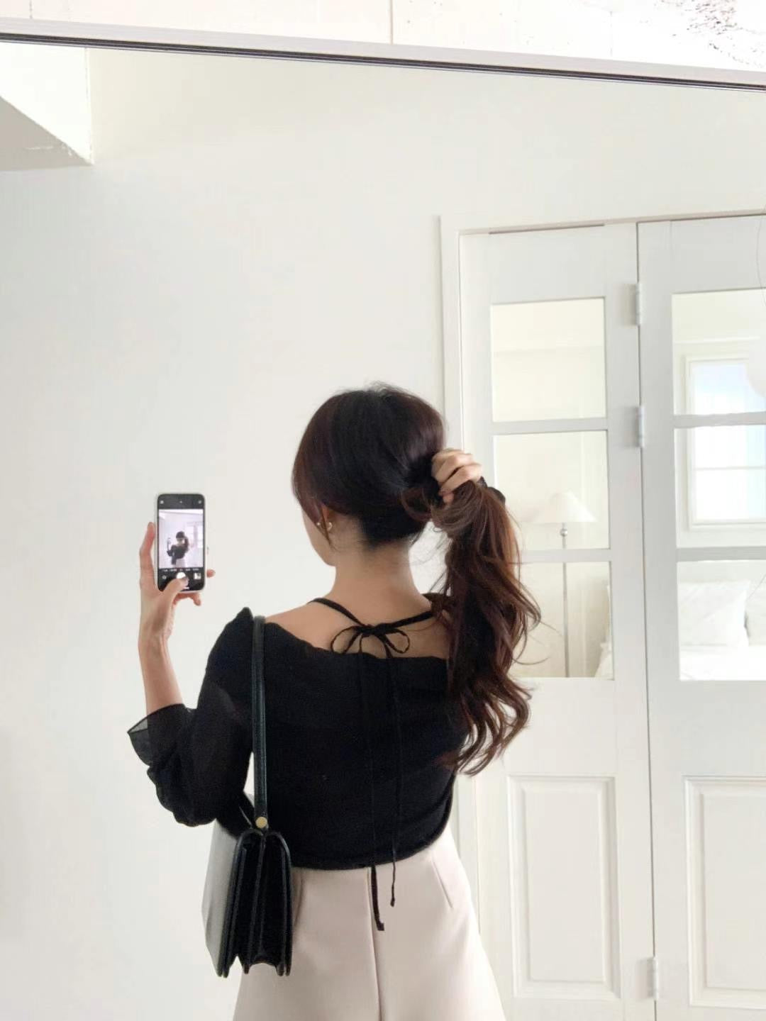 2-way sheer long-sleeved top