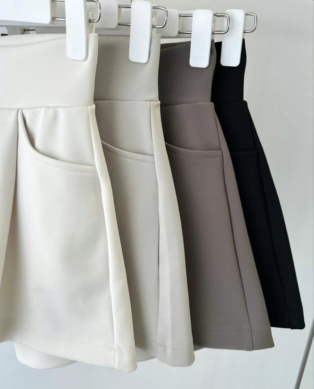 Super stretchy slim A-line shorts