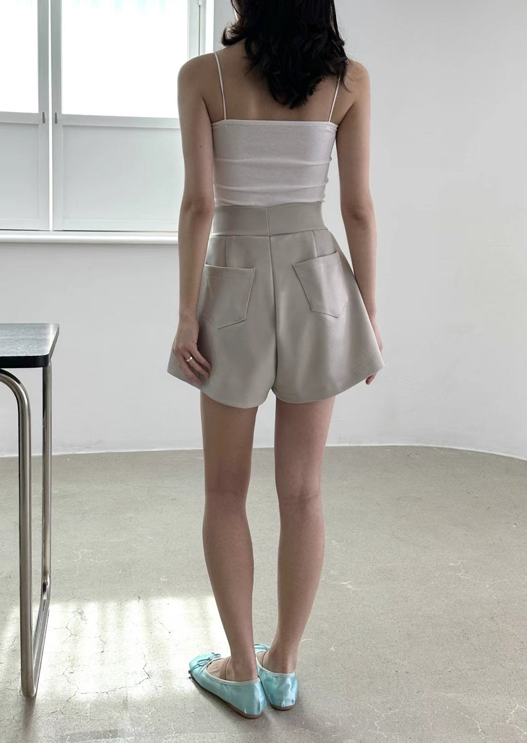 Super stretchy slim A-line shorts